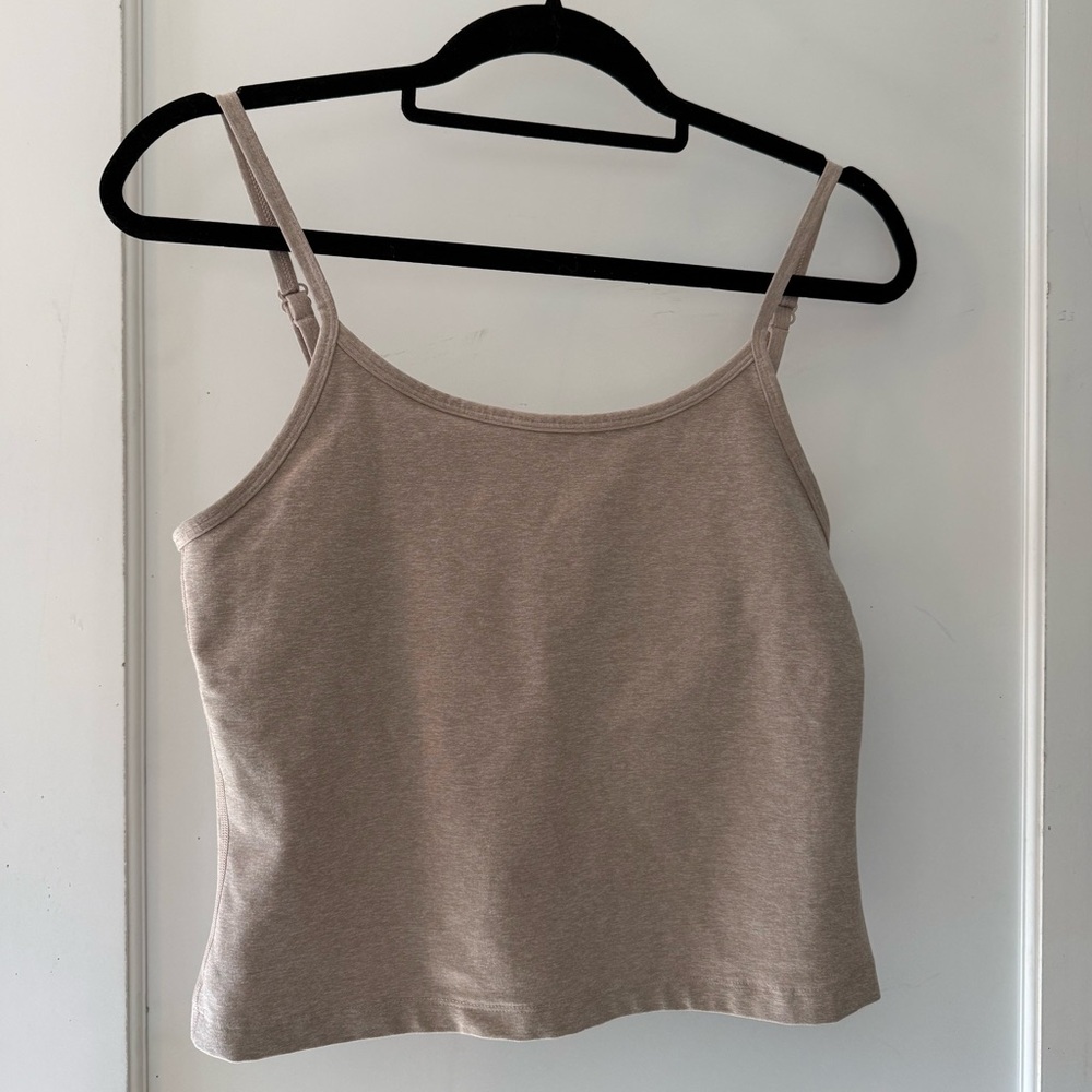 Beyond Yoga Women’s Slim Strap Tank Top in Taupe